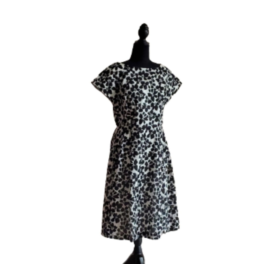 ANNE KLEIN SPRING/ SUMMER FLORAL A-LINE COTTON DRESS ( SIZE 12 )